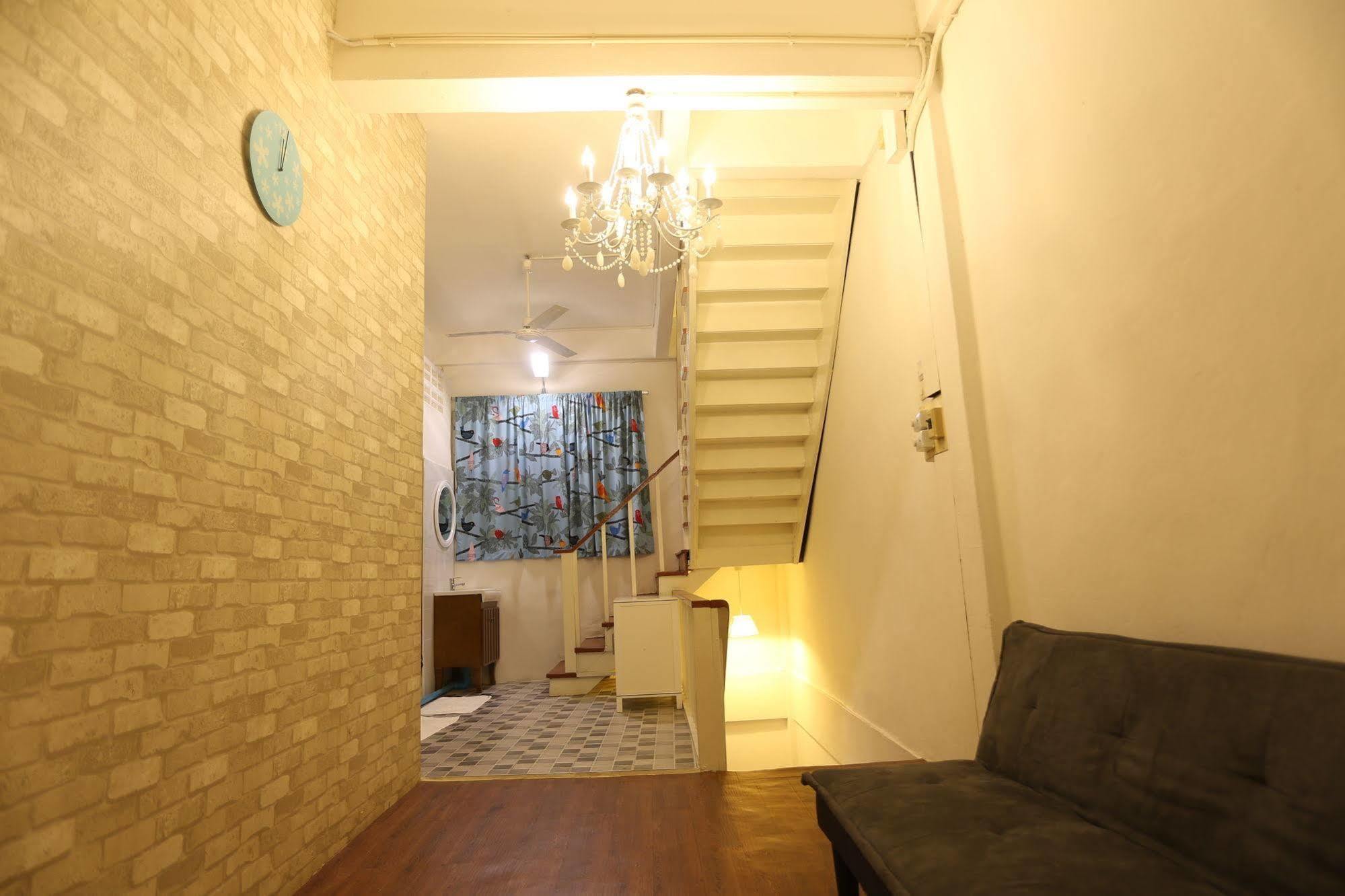 בנגקוק Blue Jasmine Hostel מראה חיצוני תמונה