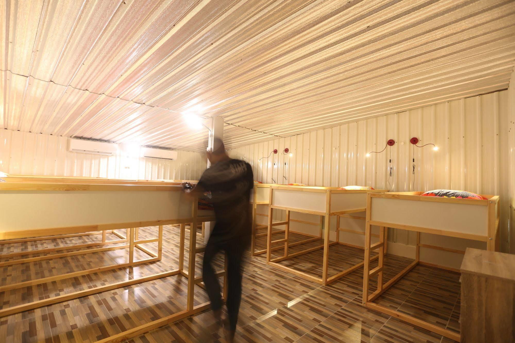 בנגקוק Blue Jasmine Hostel מראה חיצוני תמונה