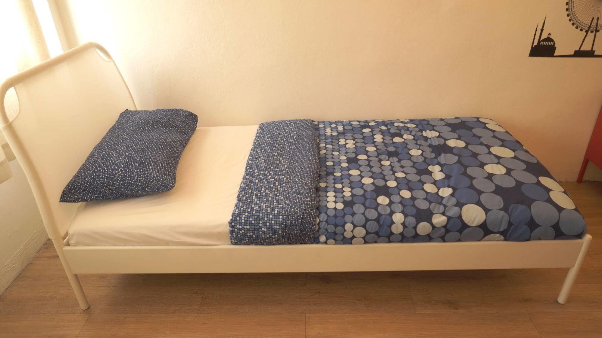 בנגקוק Blue Jasmine Hostel מראה חיצוני תמונה