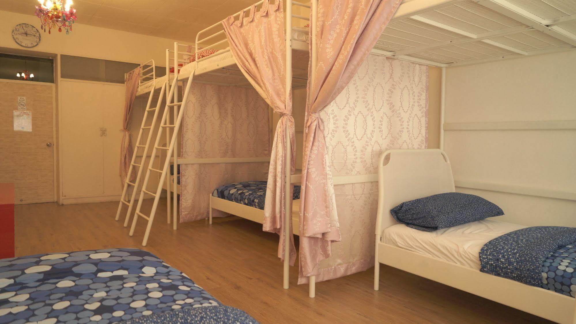 בנגקוק Blue Jasmine Hostel מראה חיצוני תמונה
